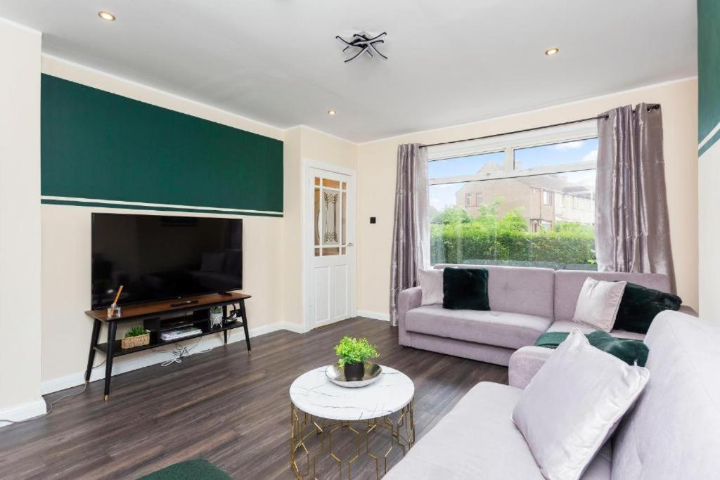 Stylish 3 Bed Edinburgh Abode - Parking And Garden Villa Exterior photo